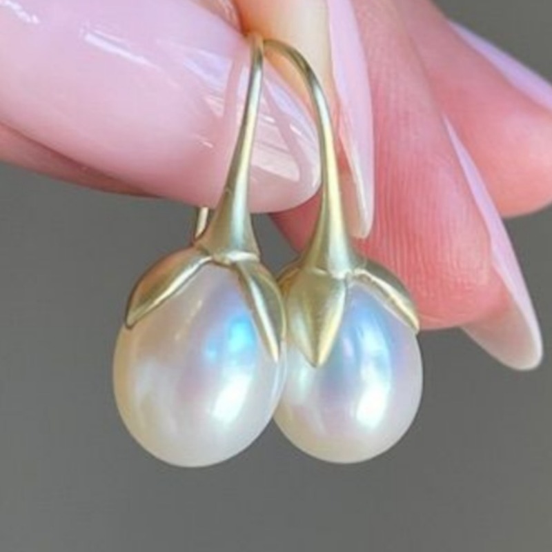Women's Korean Style Shiny Golden Flower Hook Earrings